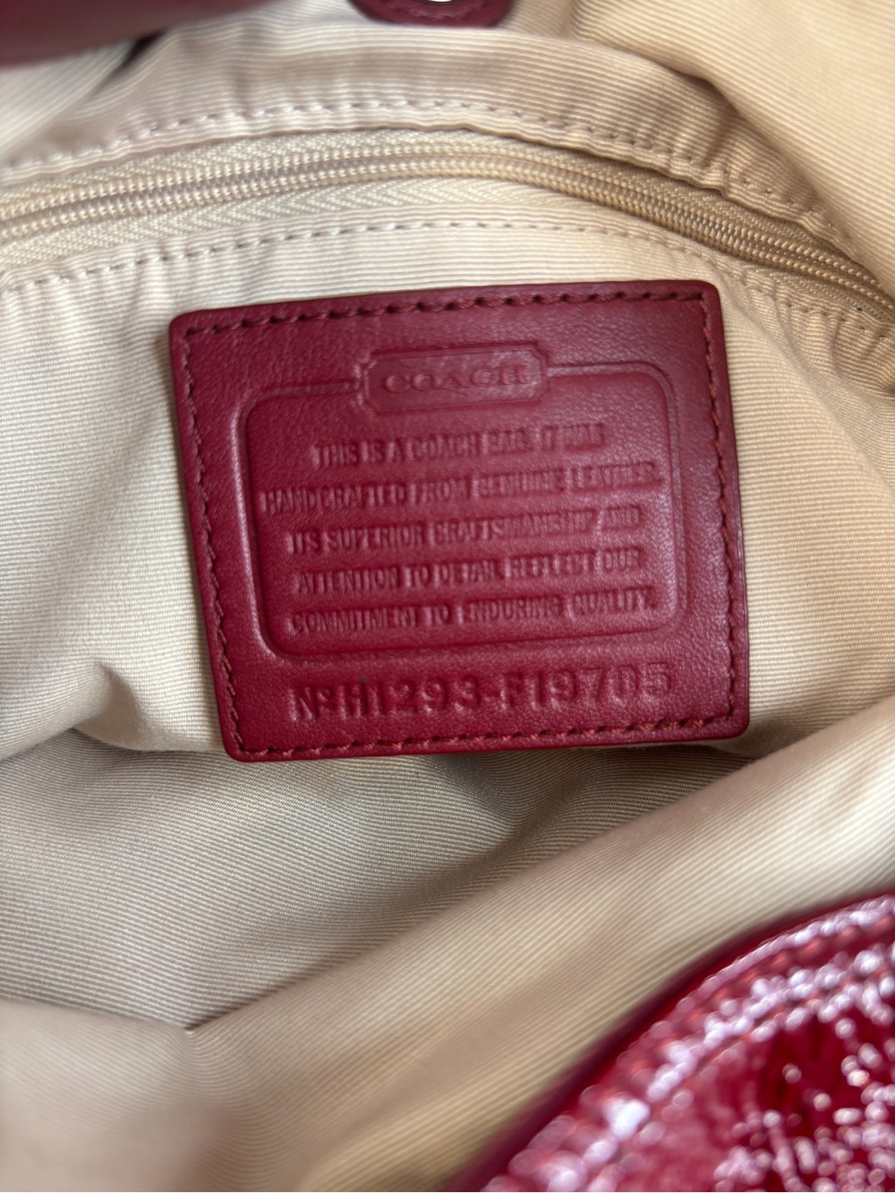 Vintage Coach Soho Deep Red Patent Leather Hobo Shoulder Bag w/Scarf 19703 - Picture 8 of 16